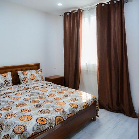 Hostel Les Pins Alger 외부 사진